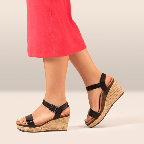 Aetrex Women's
