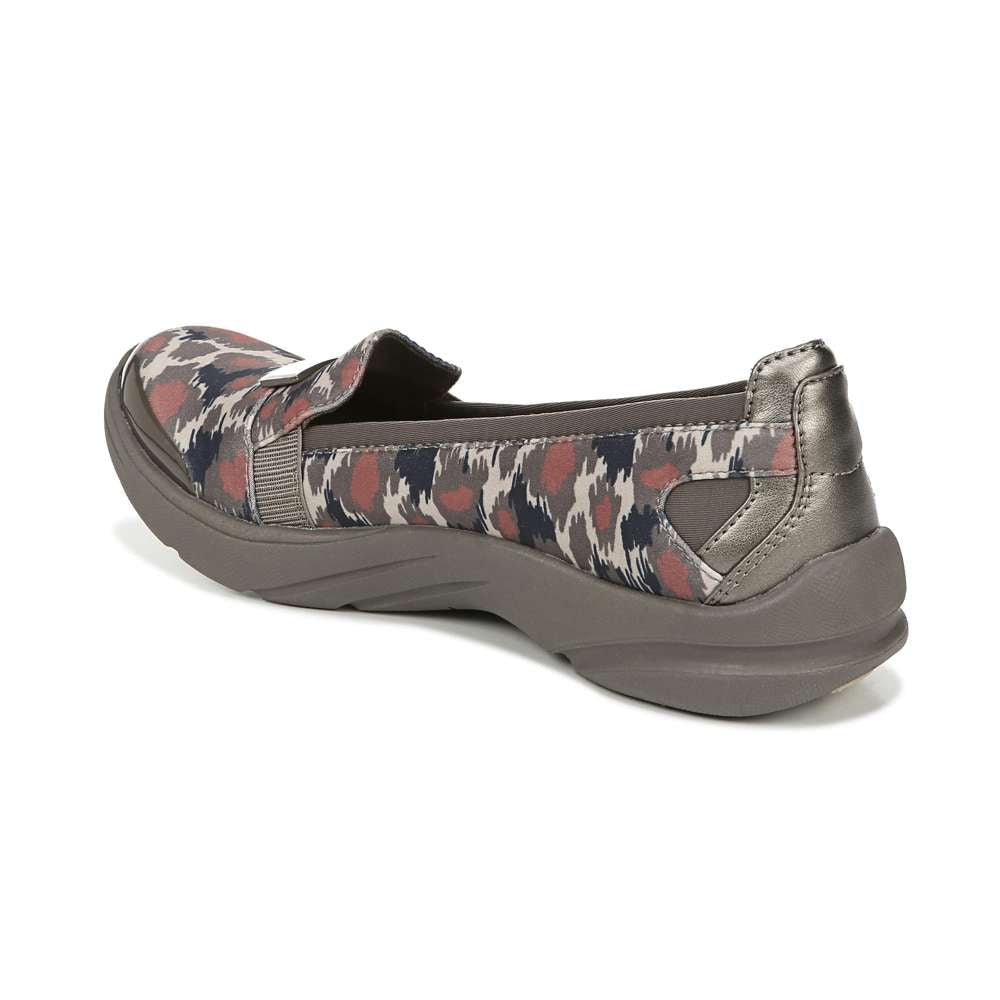 Lipstick Slip-On Casual Sneaker - Print