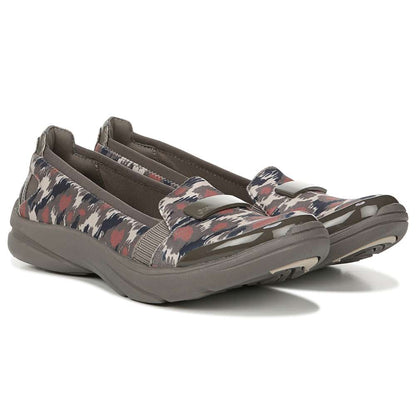 Lipstick Slip-On Casual Sneaker - Print
