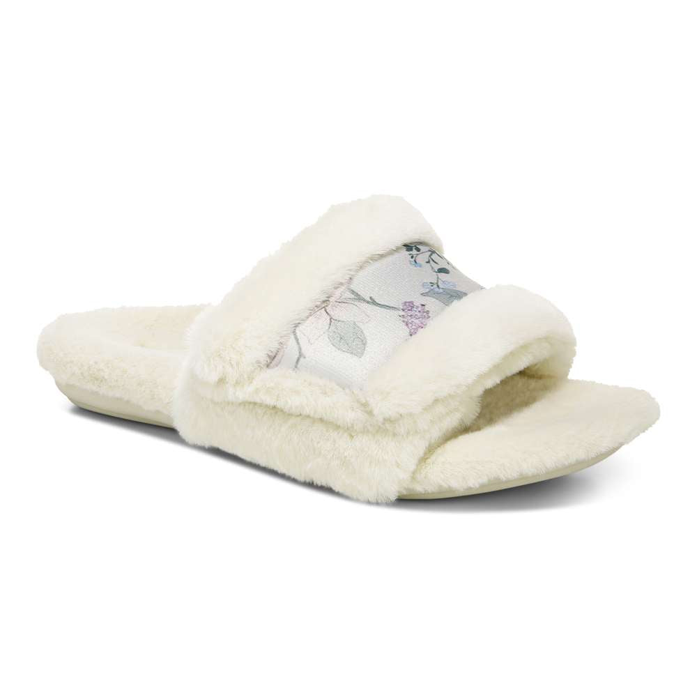 Erma Slipper - Cream Botanical